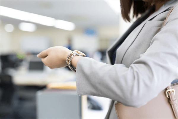 定時ってどの時間? 定時退社のコツも