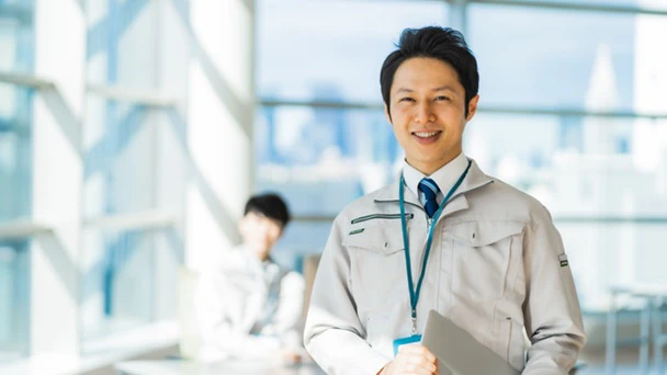 機械系エンジニアとは？仕事内容、将来性、必須スキル、年収を解説
