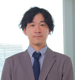 上野真二郎