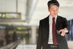 海外転勤が決まったらどんな準備が必要?