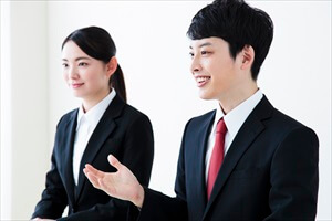 笑顔がないと面接で不利？注意するポイントを解説