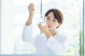 化粧品業界の研究・開発職向け｜職務経歴書の書き方・テンプレート