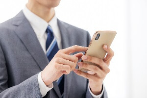 最終面接の辞退時のマナーは？  理由別のメール・電話の例文