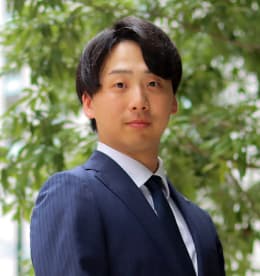 礒悠太
