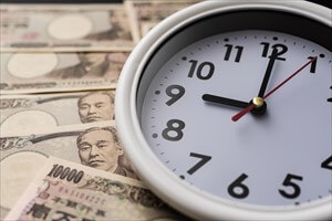 年俸制でも残業代は支払われるの?わかりやすい計算方法
