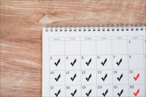 年間休日の平均は?厚生労働省のデータをもとに計算