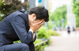 自爆営業の実態｜強要されたら違法？拒否する方法も解説