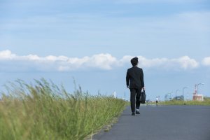 会社が辞めさせてくれない！辞める方法は？