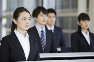 新人研修の内容とは|きついって本当? 職種別の事例も