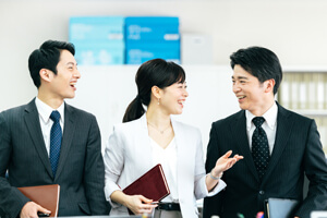 大学職員の志望動機の例文｜転職する場合・母校に応募する場合は？