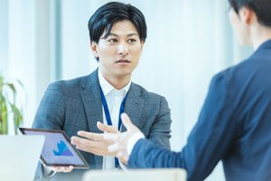 【業界別】コンサルの志望動機の書き方｜転職者・新卒向け例文ありへのリンク画像