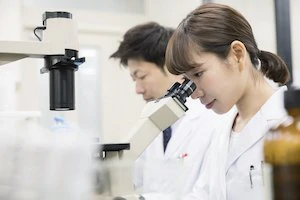 【例文4つ】化粧品の品質管理・品質保証の志望動機｜受かる書き方も